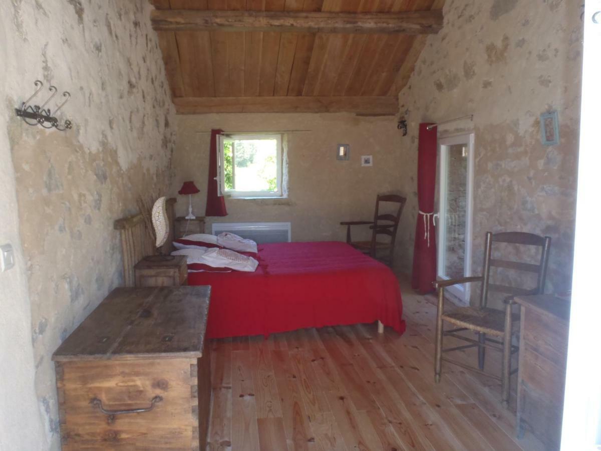 Chambres Du Domaine De Bombes Mostuéjouls エクステリア 写真
